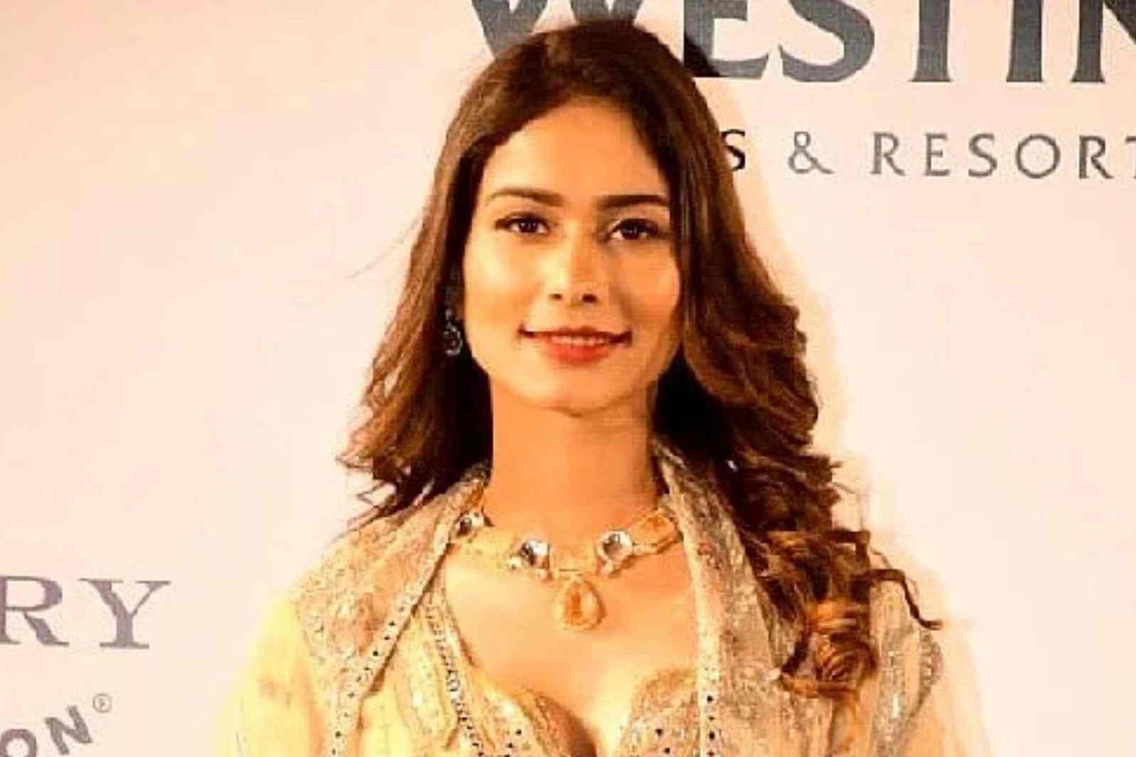 aneri vajani
