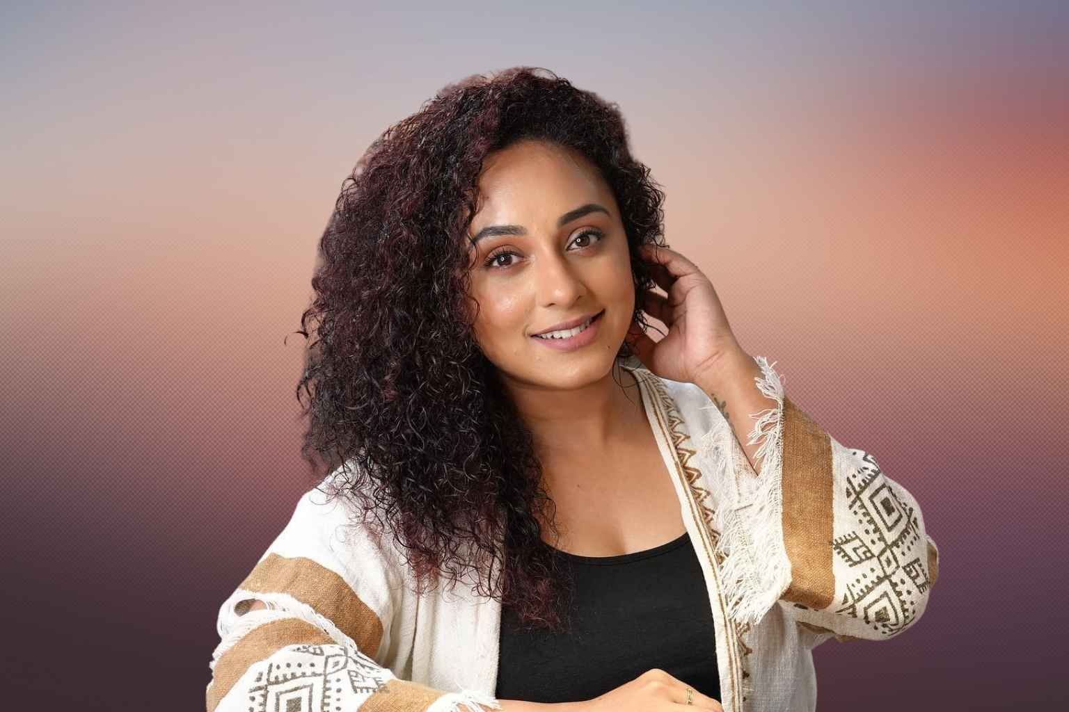 pearle maaney