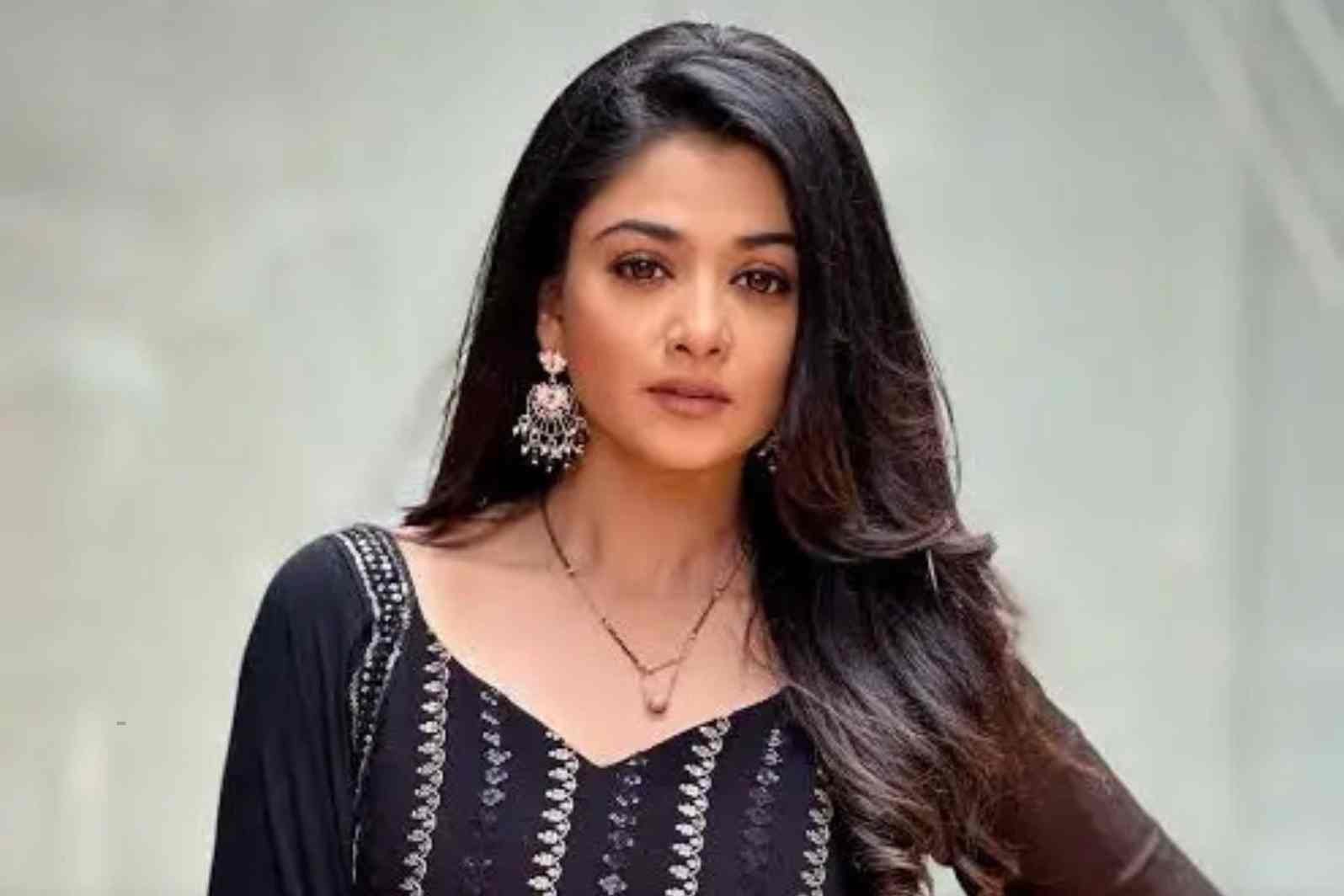 tanvi dogra